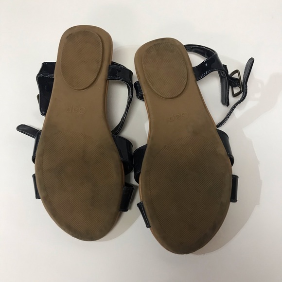 Gap sandals size 2 - Picture 3 of 3